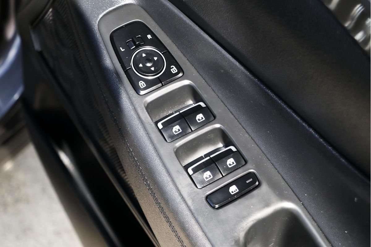 2021 Hyundai Santa Fe Active TM.V3