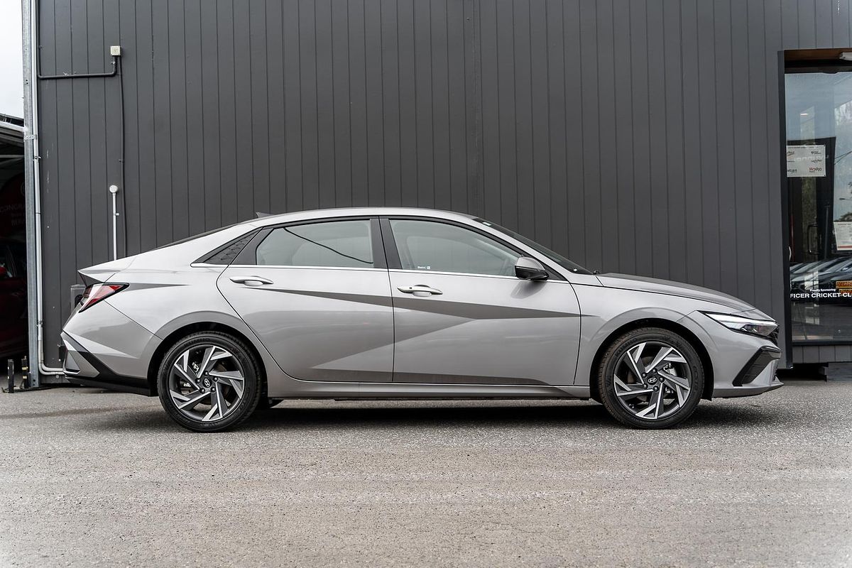 2024 Hyundai i30 Premium CN7.V2
