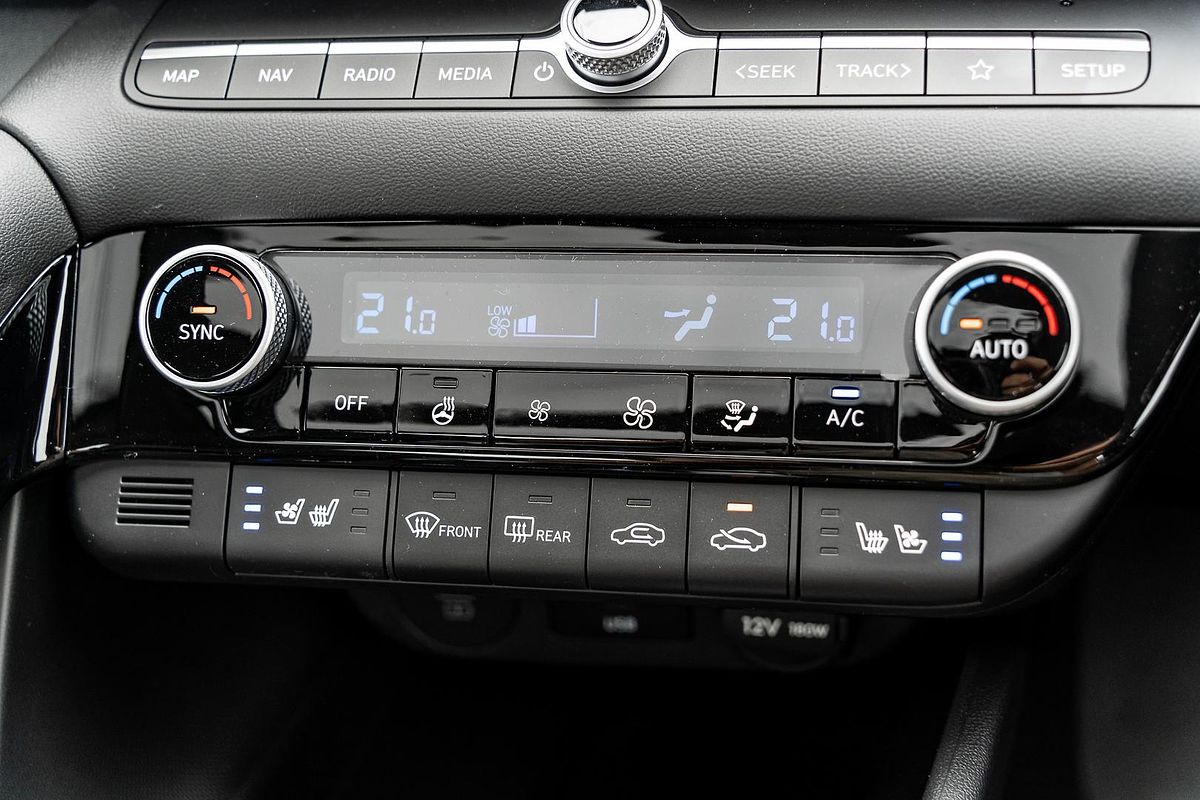 2024 Hyundai i30 Premium CN7.V2