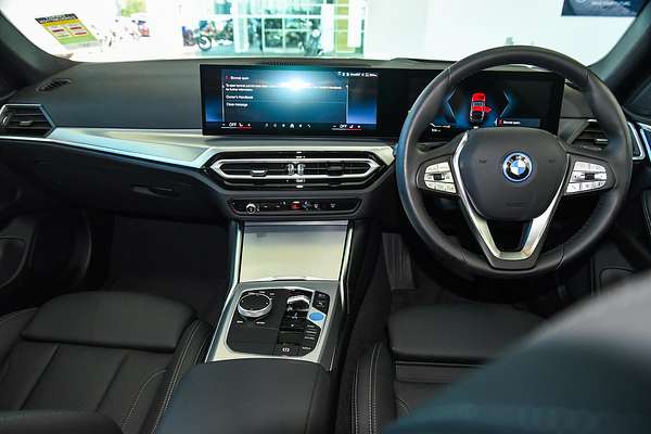 2023 BMW i4 eDrive35 G26