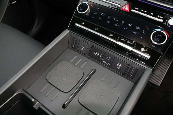 2024 Hyundai Santa Fe Hybrid Calligraphy MX5.V1