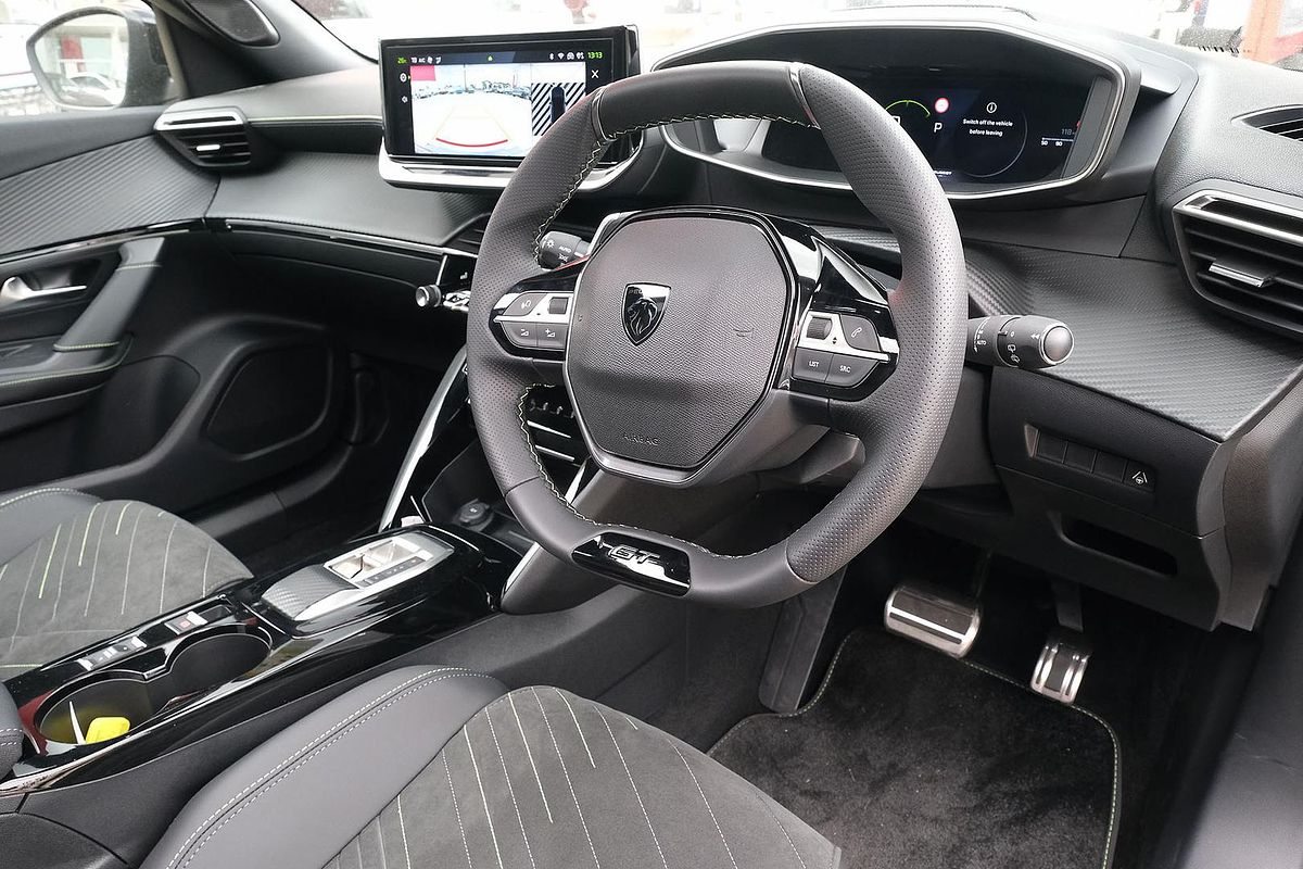 2024 Peugeot 2008 GT P24