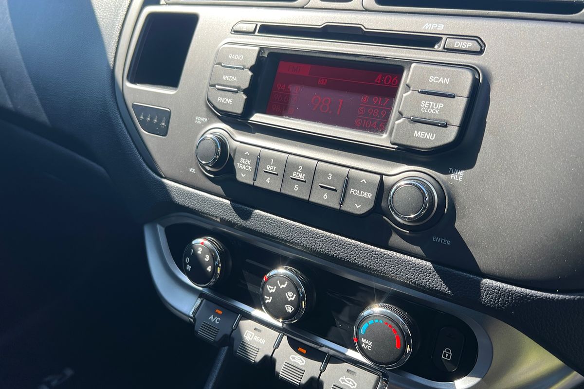 2014 Kia Rio Si UB