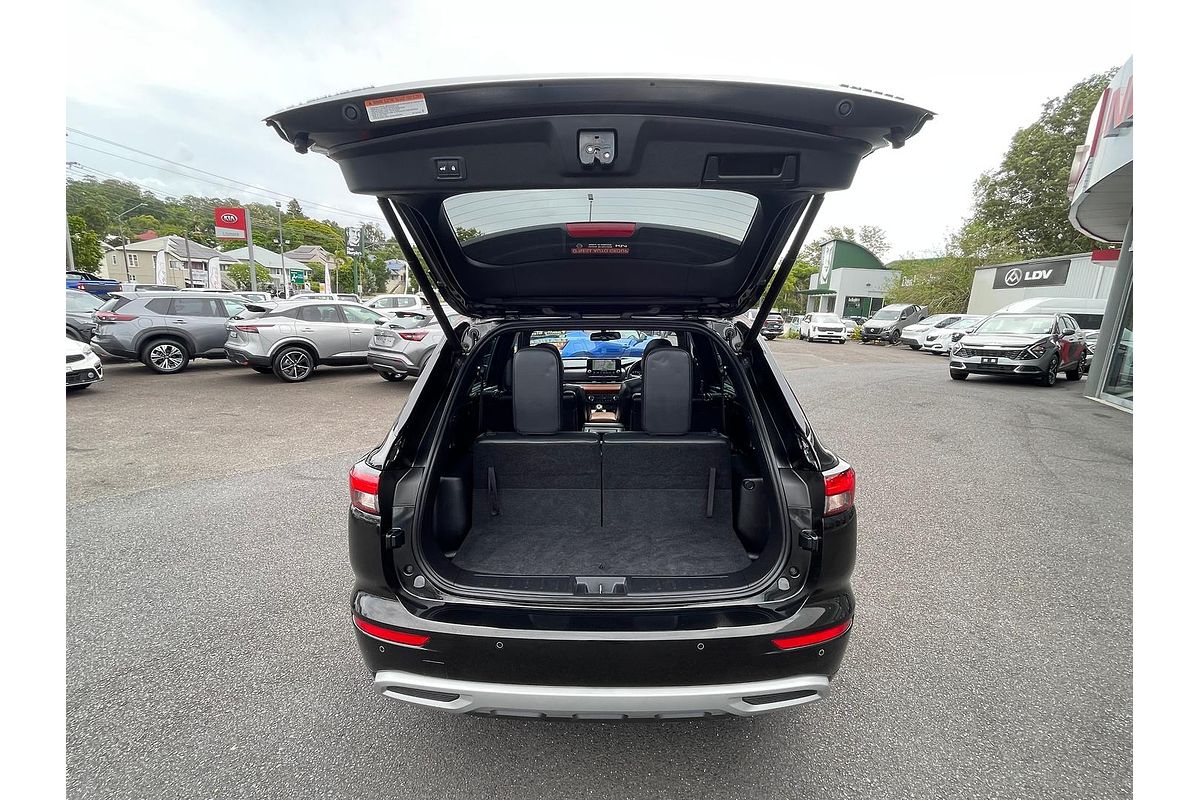 2022 Mitsubishi Outlander Exceed Tourer ZM