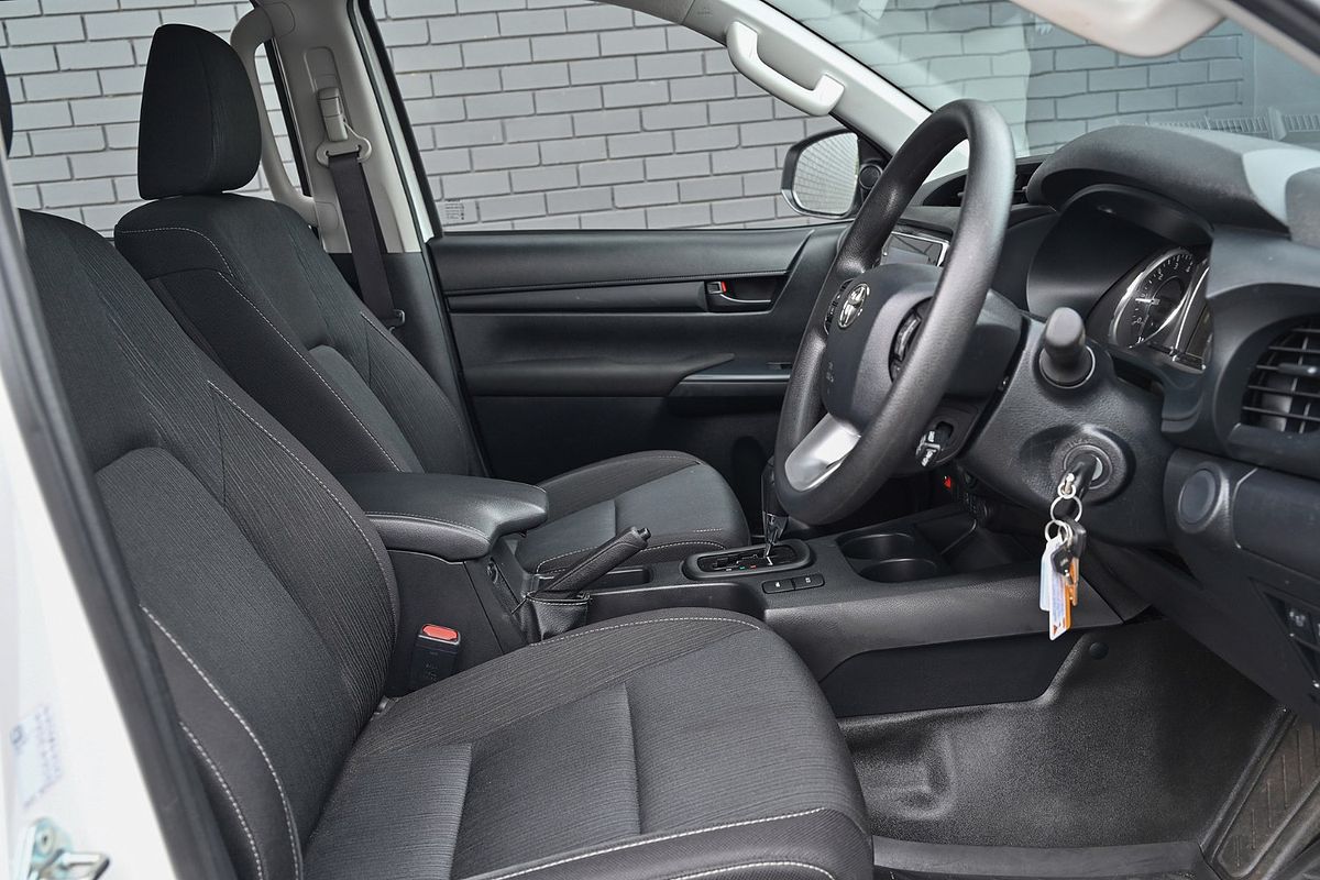 2023 Toyota Hilux SR GUN126R 4X4
