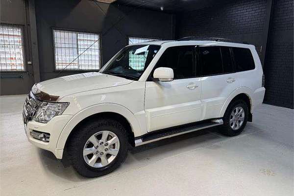 2021 Mitsubishi Pajero GLX NX