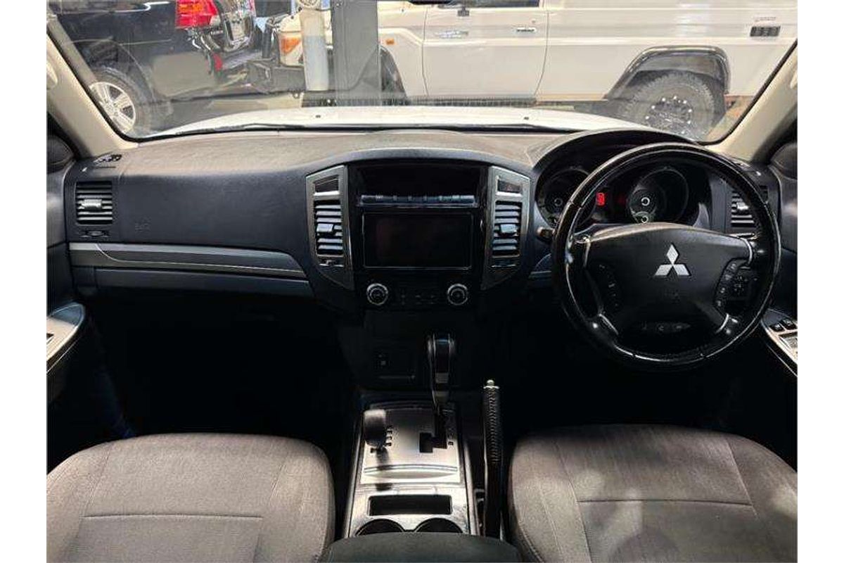 2021 Mitsubishi Pajero GLX NX