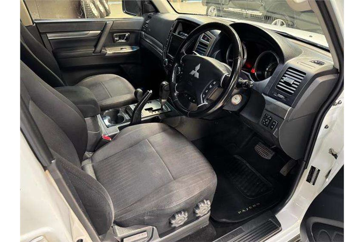 2021 Mitsubishi Pajero GLX NX