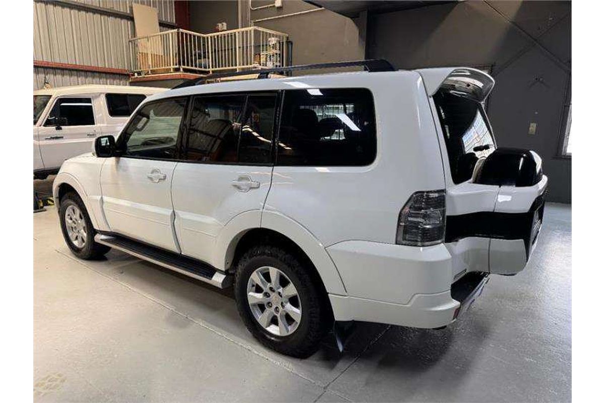 2021 Mitsubishi Pajero GLX NX