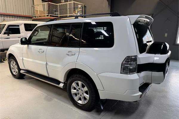 2021 Mitsubishi Pajero GLX NX