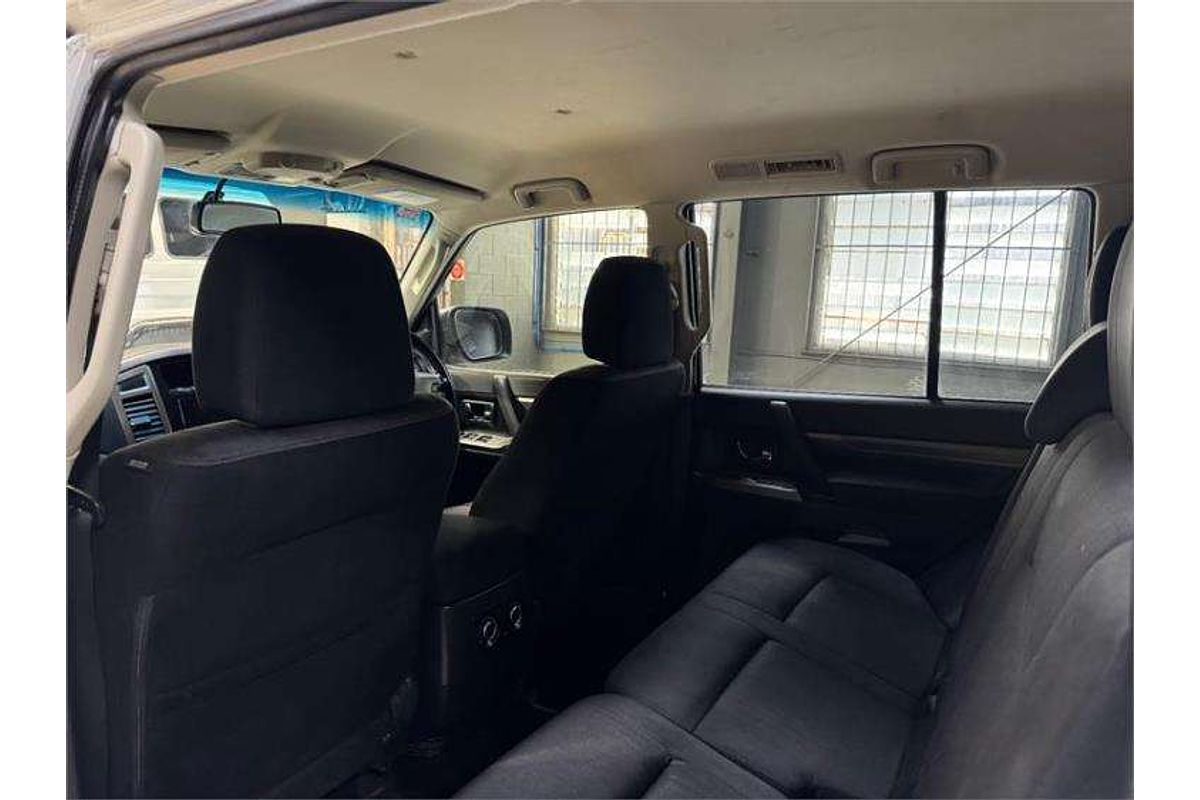 2021 Mitsubishi Pajero GLX NX