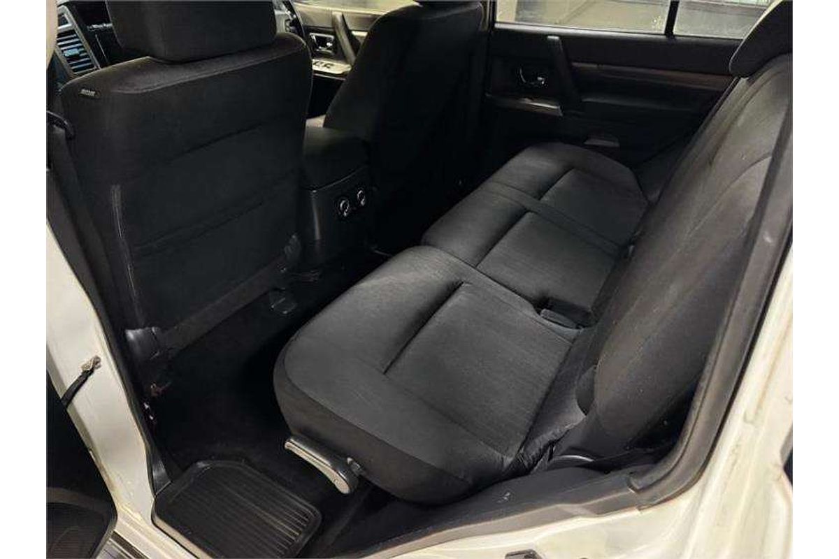 2021 Mitsubishi Pajero GLX NX