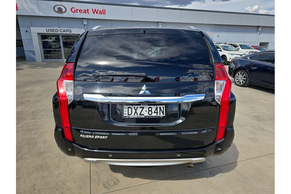 2017 Mitsubishi Pajero Sport Exceed QE