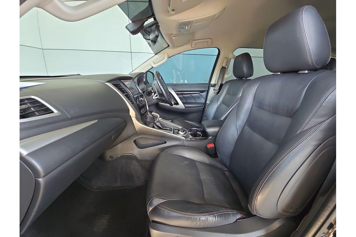 2017 Mitsubishi Pajero Sport Exceed QE