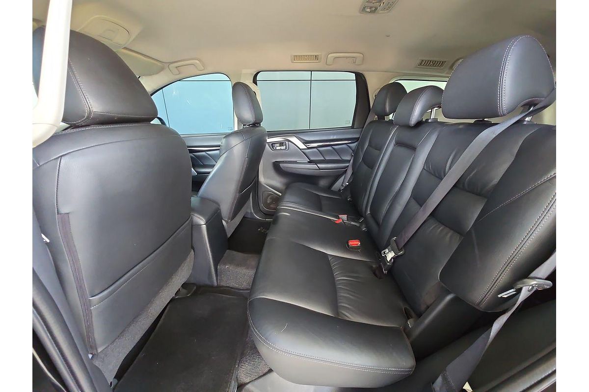2017 Mitsubishi Pajero Sport Exceed QE