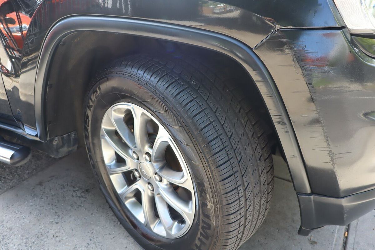 2014 Jeep Grand Cherokee Laredo (4x4) WK MY14