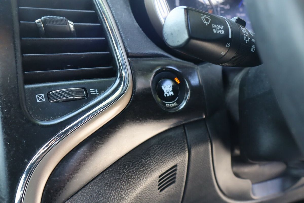 2014 Jeep Grand Cherokee Laredo (4x4) WK MY14