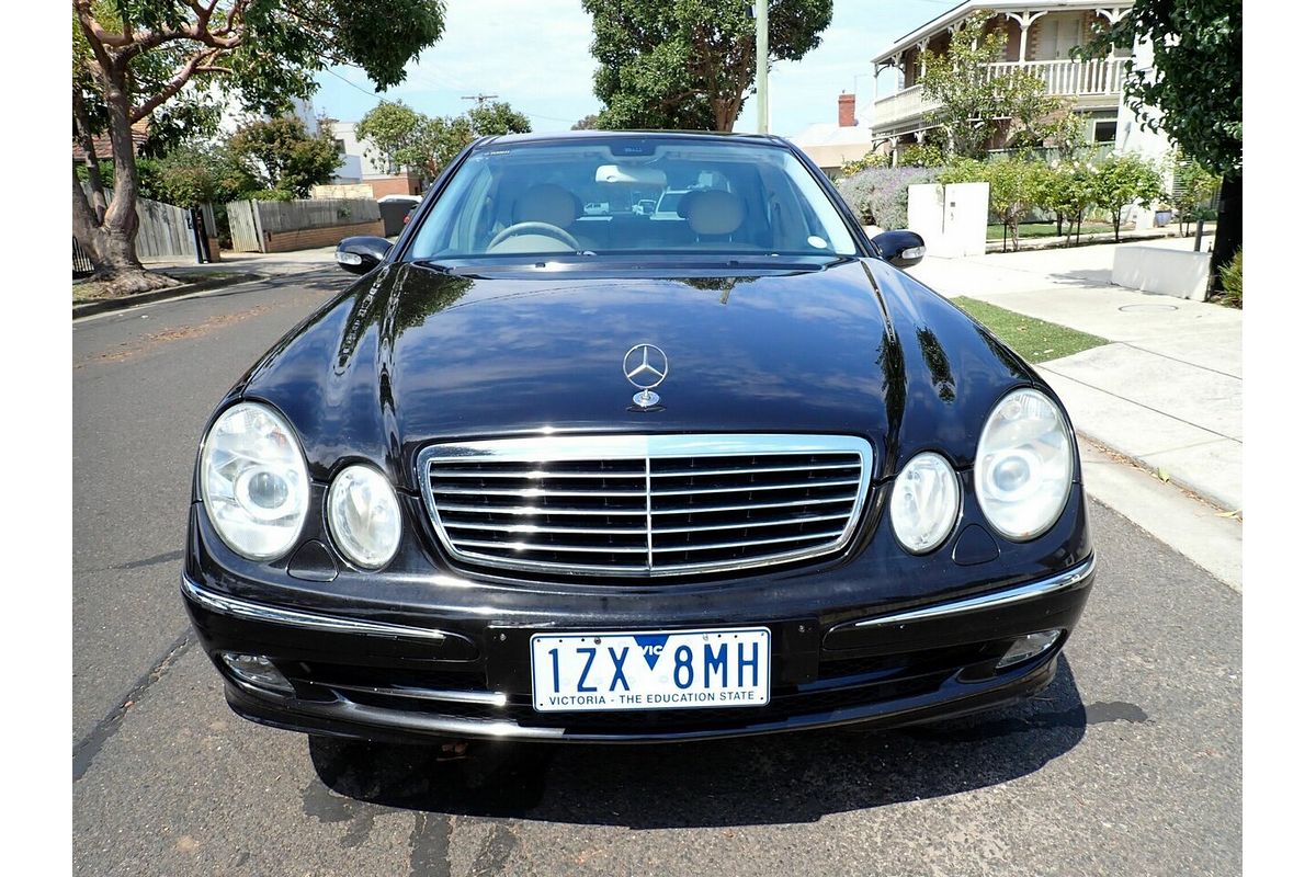 2002 Mercedes-Benz E240 Avantgarde 211