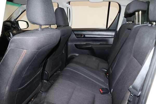 2024 Toyota Hilux SR GUN126R 4X4