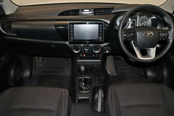 2024 Toyota Hilux SR GUN126R 4X4