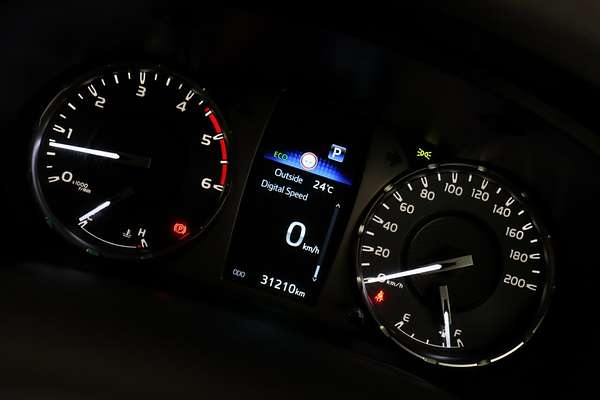 2024 Toyota Hilux SR GUN126R 4X4