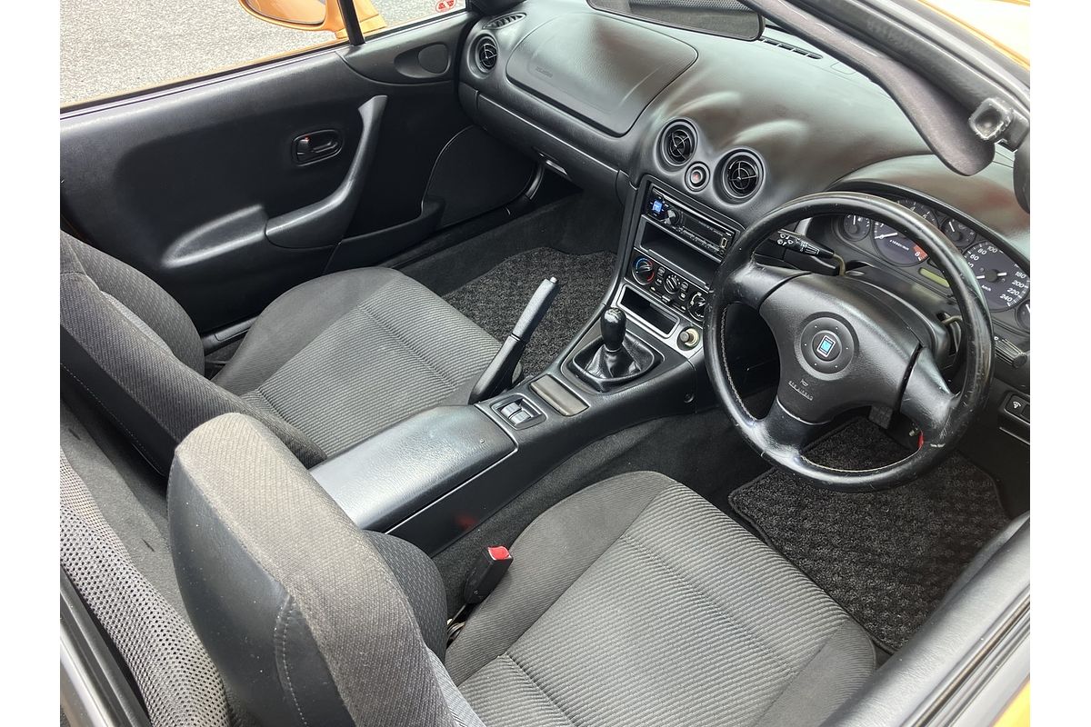 1998 Mazda MX-5 NB