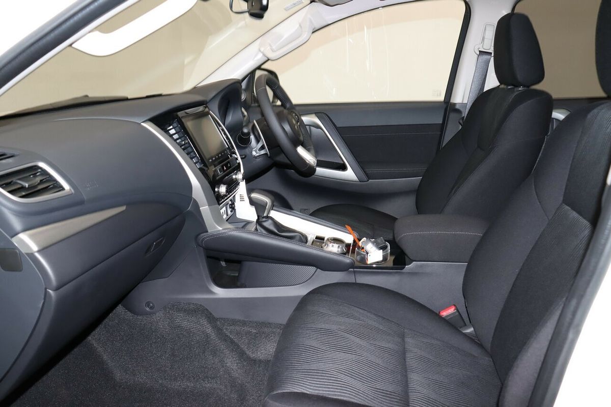 2024 Mitsubishi Pajero Sport GLS QG