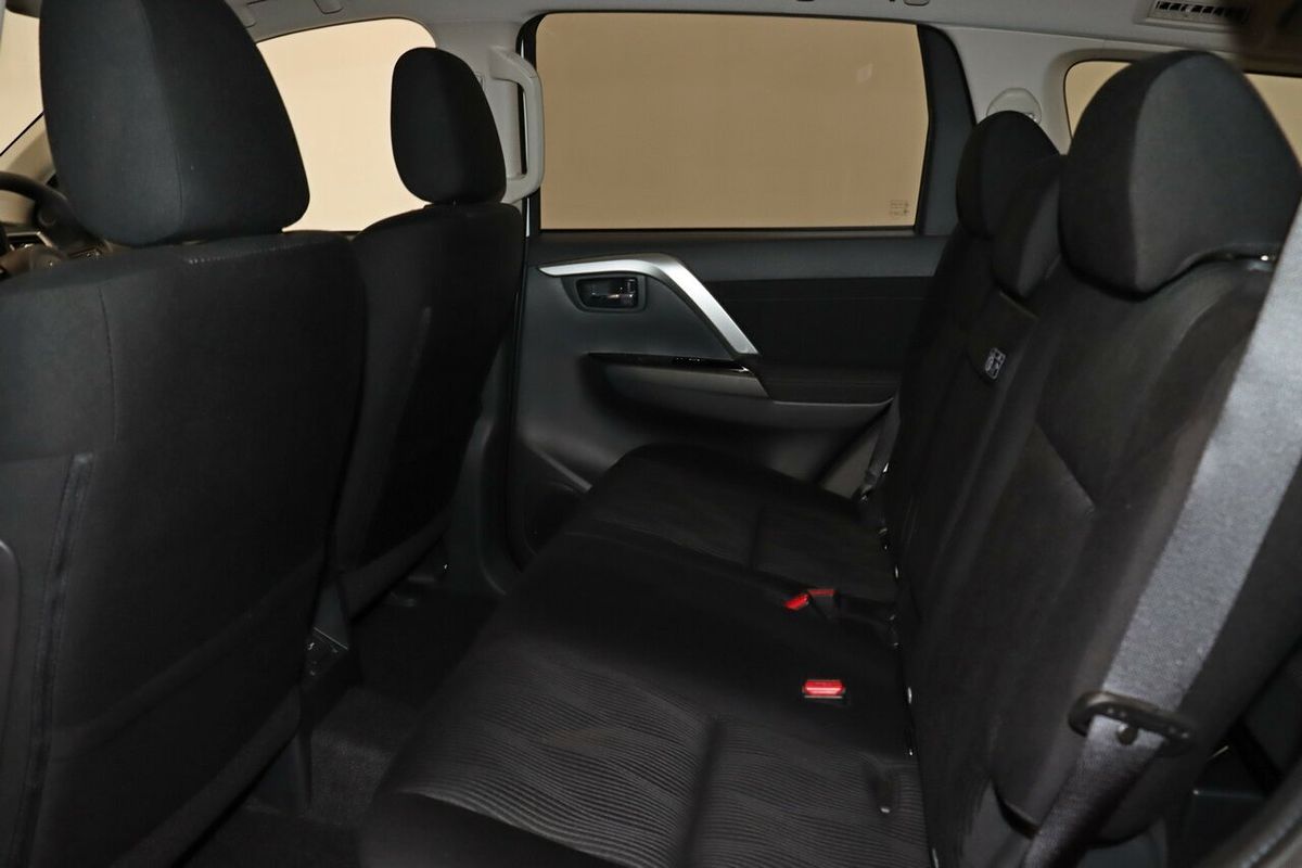 2024 Mitsubishi Pajero Sport GLS QG
