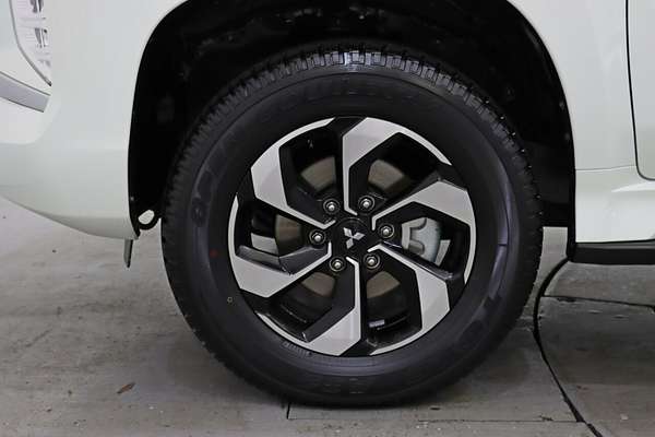 2024 Mitsubishi Pajero Sport GLS QG