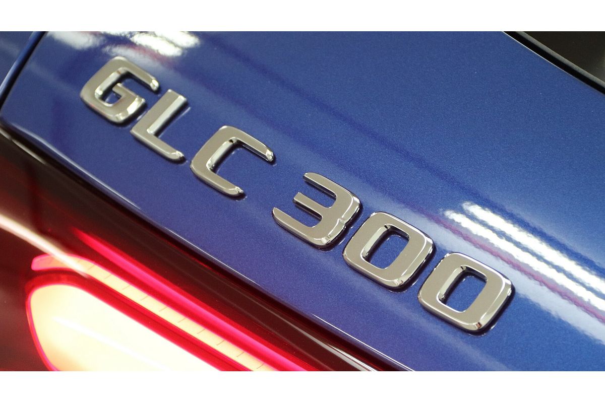 2025 Mercedes-Benz GLC-Class GLC300 X254