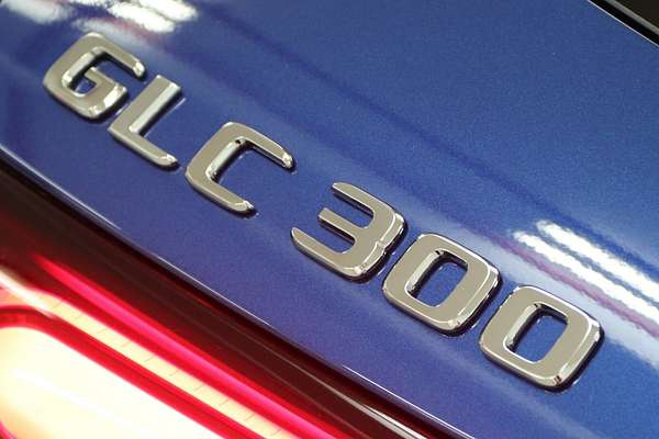 2025 Mercedes-Benz GLC-Class GLC300 X254