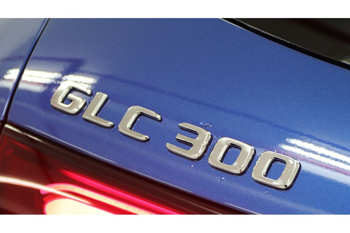 2025 Mercedes-Benz GLC-Class GLC300 X254