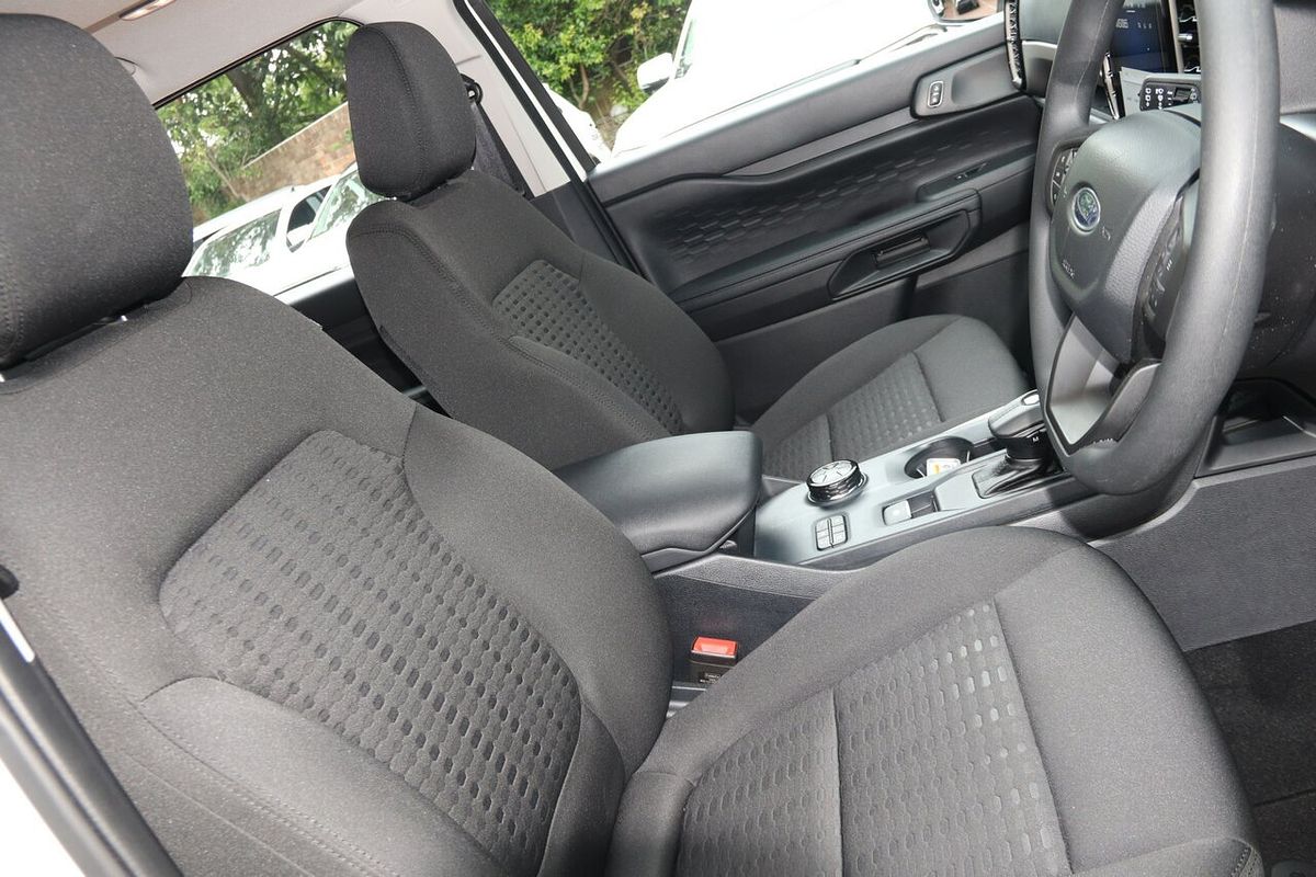 2024 Ford Everest Ambiente