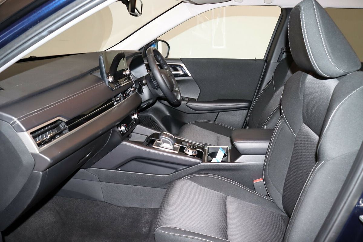 2023 Mitsubishi Outlander LS ZM