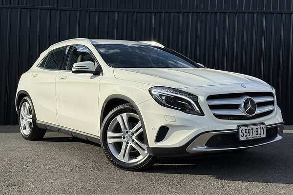2015 Mercedes-Benz GLA-Class GLA200 d X156