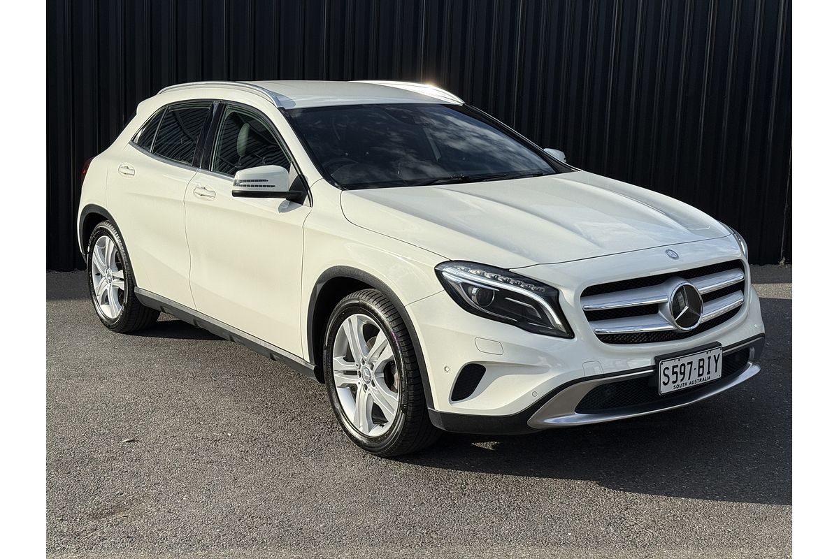 2015 Mercedes-Benz GLA-Class GLA200 d X156