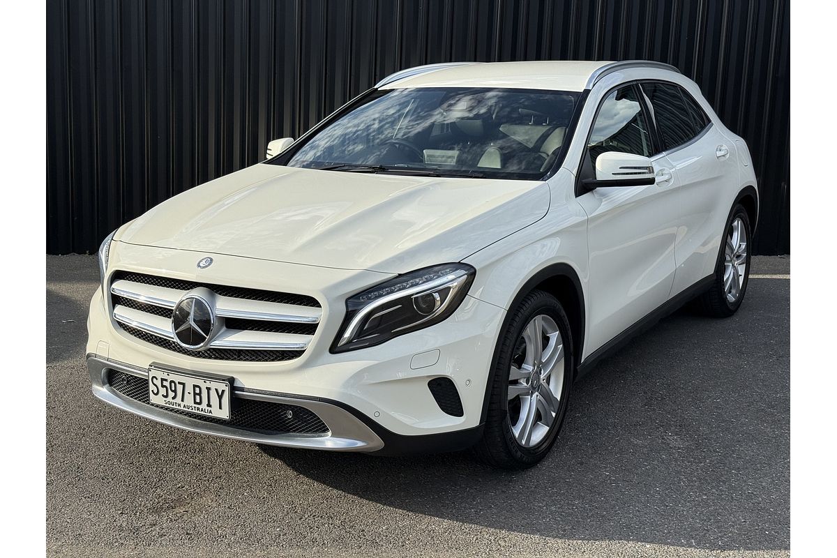 2015 Mercedes-Benz GLA-Class GLA200 d X156