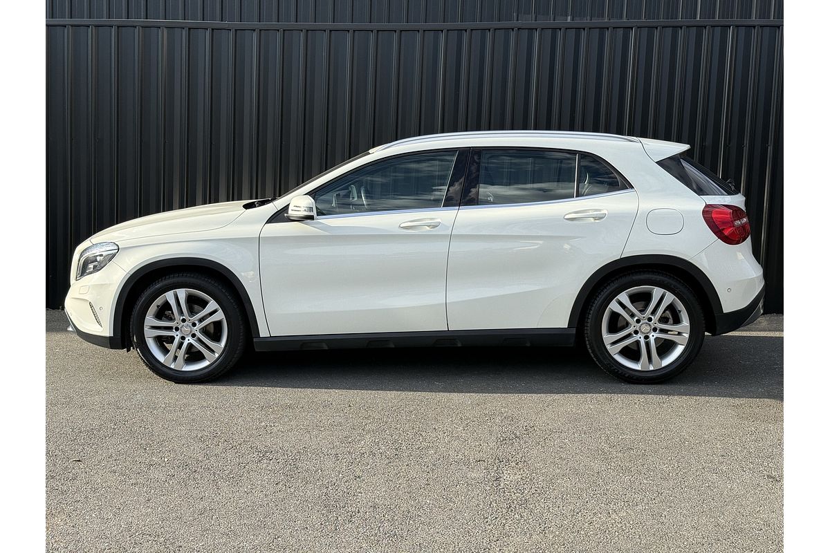 2015 Mercedes-Benz GLA-Class GLA200 d X156