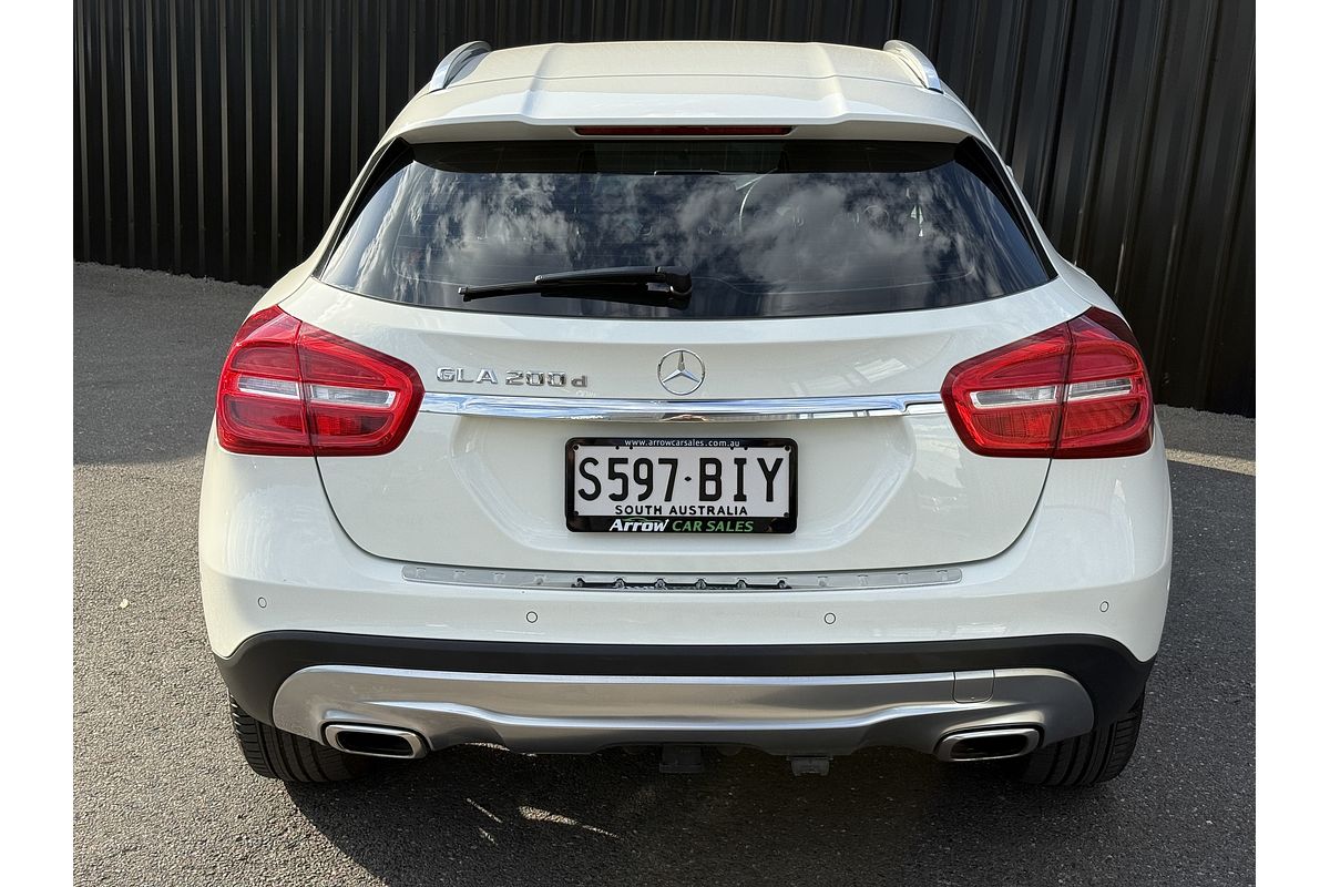 2015 Mercedes-Benz GLA-Class GLA200 d X156
