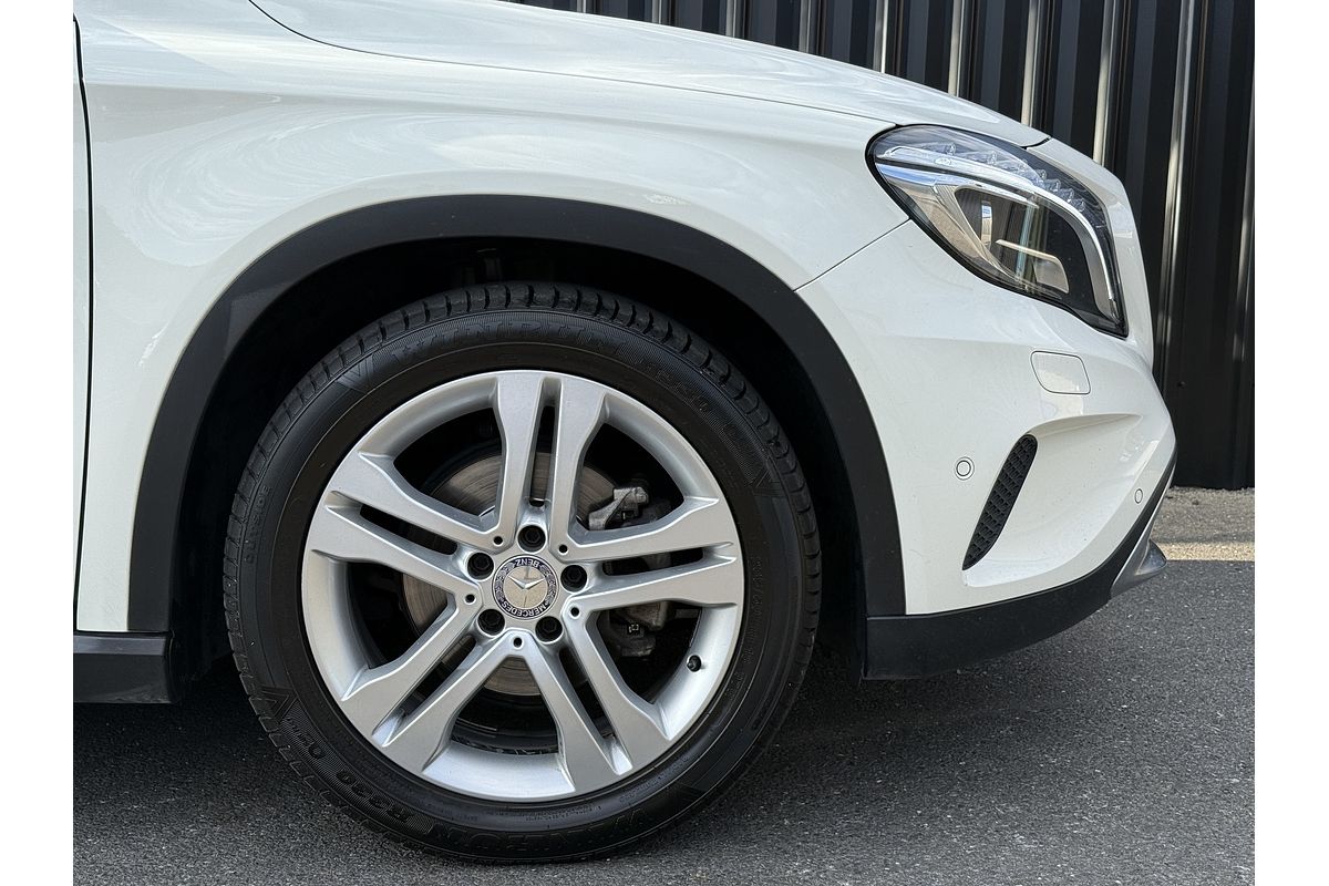 2015 Mercedes-Benz GLA-Class GLA200 d X156