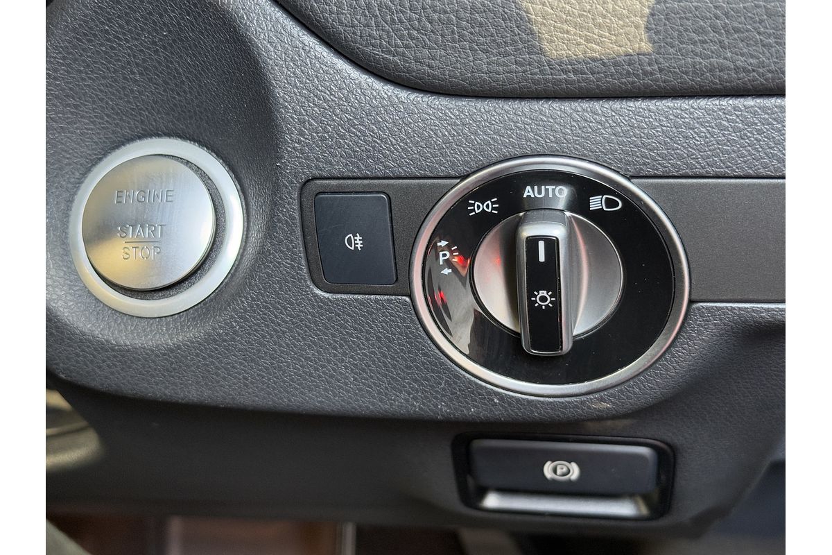 2015 Mercedes-Benz GLA-Class GLA200 d X156