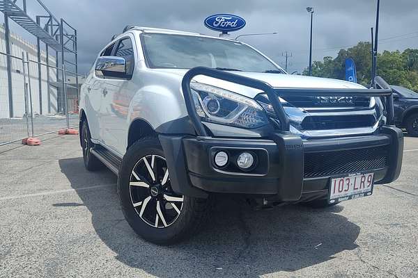 2020 Isuzu MU-X LS-T