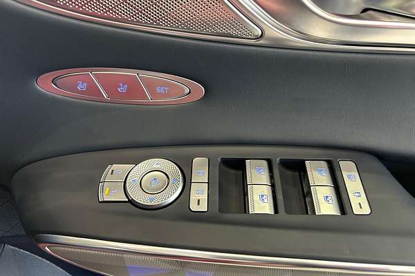 2024 Genesis GV70 2.5T JK.V2