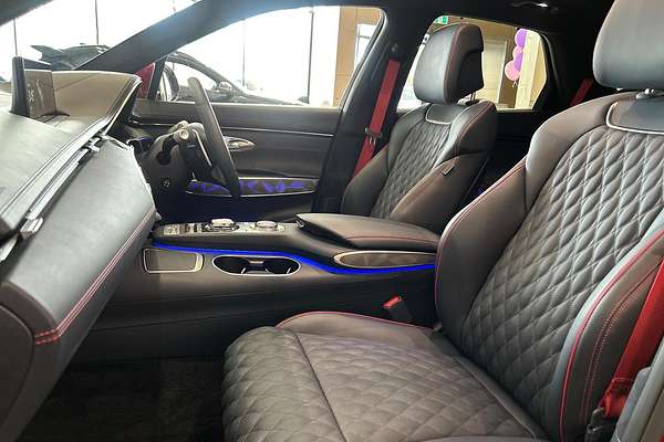 2024 Genesis GV70 2.5T JK.V2