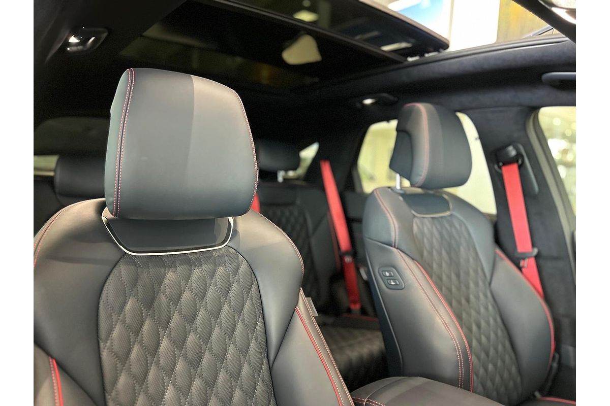 2024 Genesis GV70 2.5T JK.V2