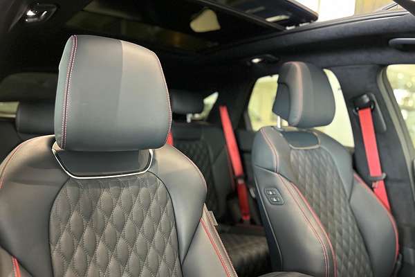 2024 Genesis GV70 2.5T JK.V2