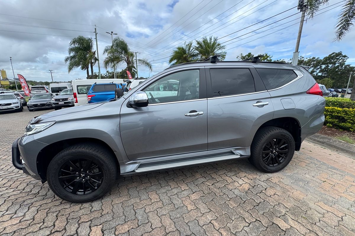 2019 Mitsubishi Pajero Sport Black Edition QE