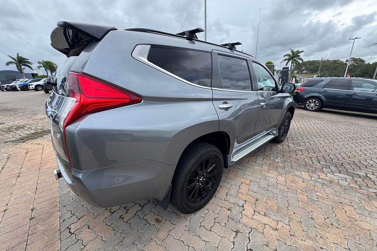 2019 Mitsubishi Pajero Sport Black Edition QE