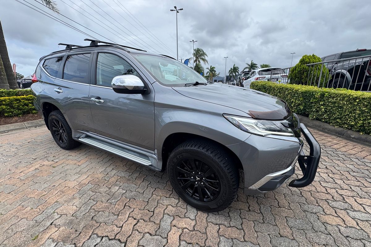 2019 Mitsubishi Pajero Sport Black Edition QE