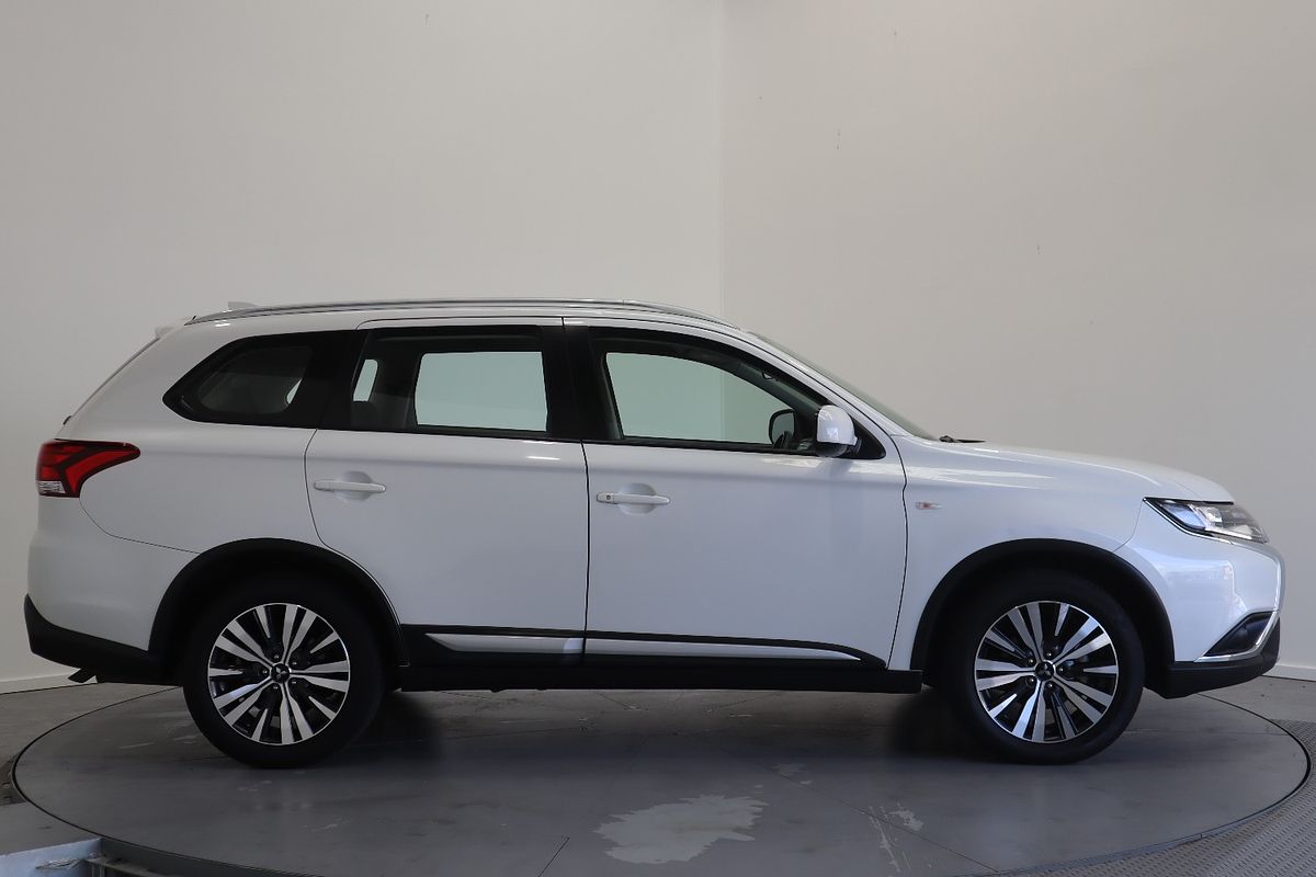 2019 Mitsubishi Outlander ES ZL